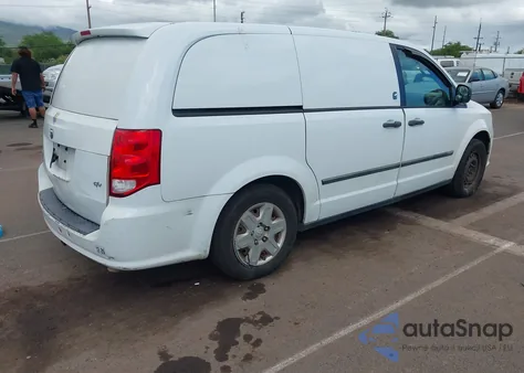 2014 Ram Cargo Tradesman z USA, uszkodzony, nr VIN 2C4RRGAG7ER113989